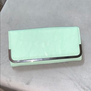 🎁Mint green CLUTCH🎁